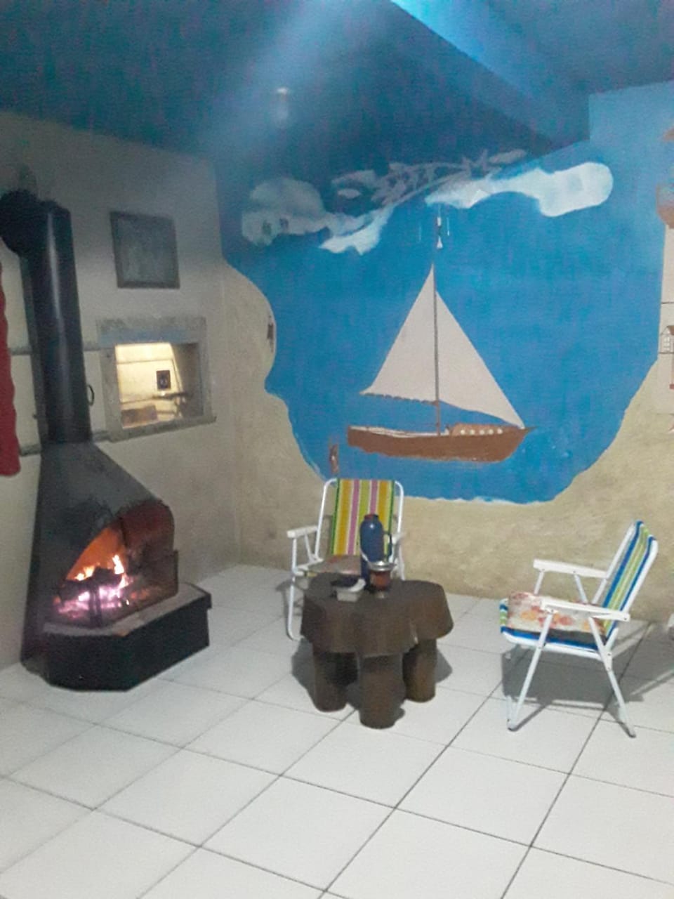 Communal lounge/ TV room