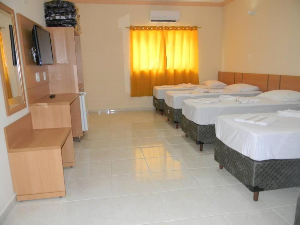 Bed, Off site, Photo of the whole room, Decorative detail