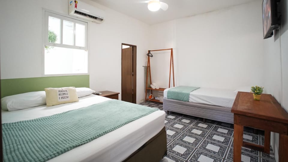 Bed, Photo of the whole room, Bedroom, air conditioner
