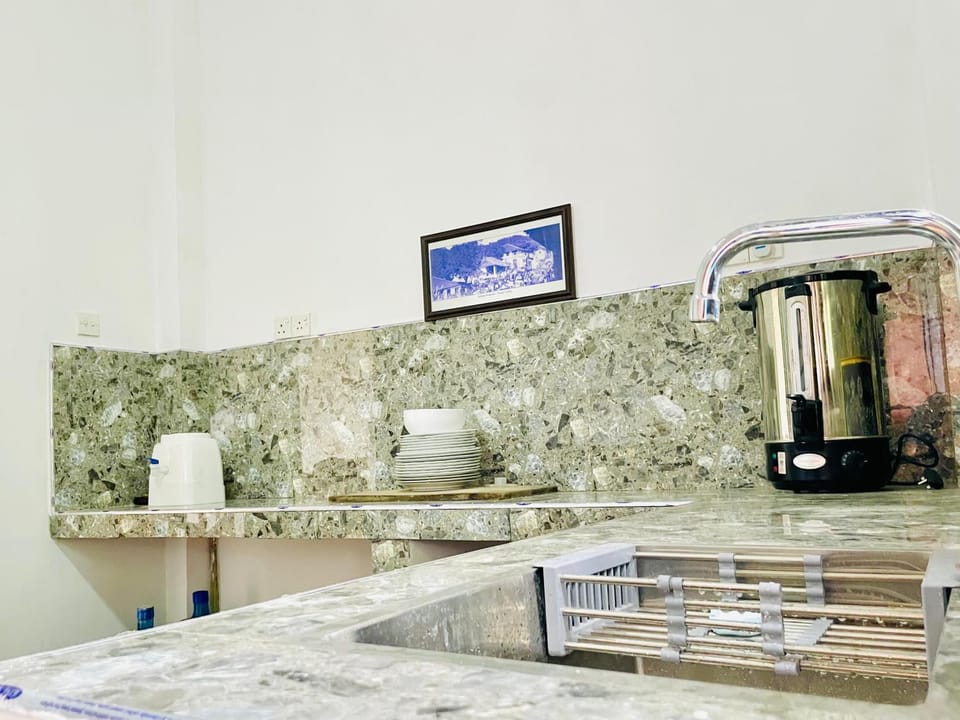 Coffee/tea facilities, Kitchen or kitchenette