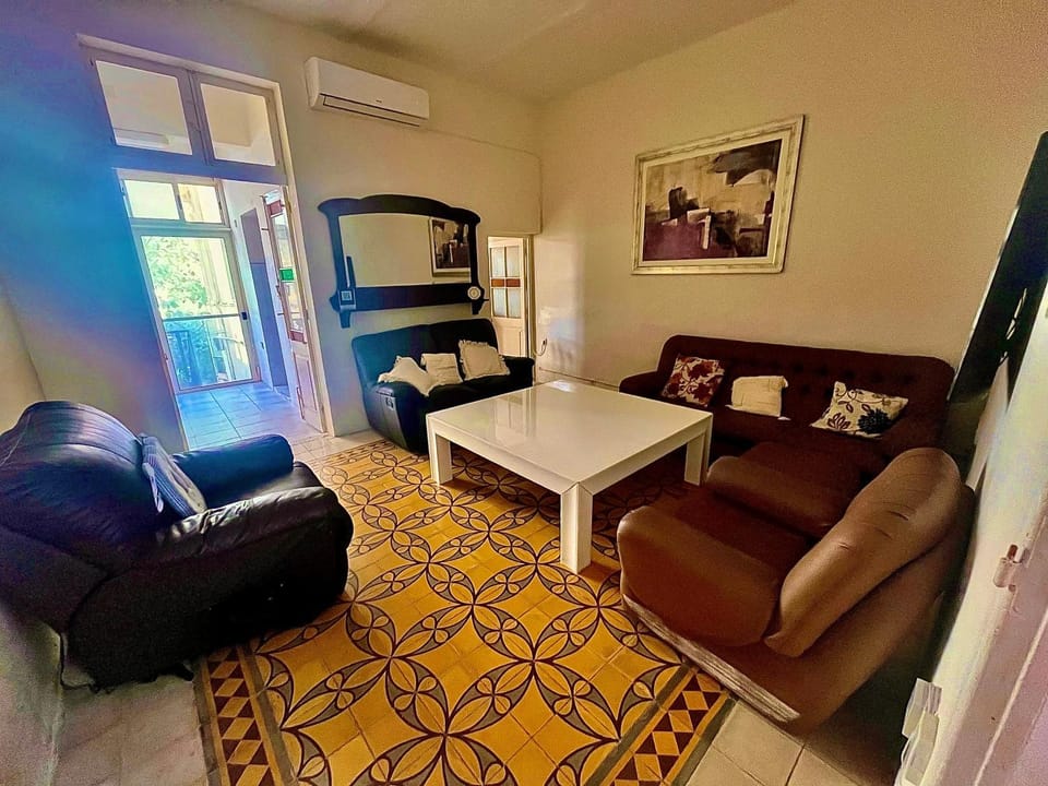 Large space on 2 levels with own roof in Townhouse Bed and Breakfast in Sliema