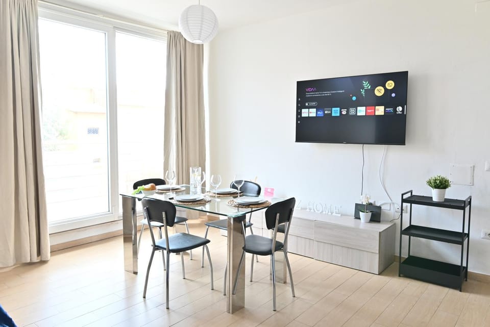 IzzHome Oasis Apartment in Pula