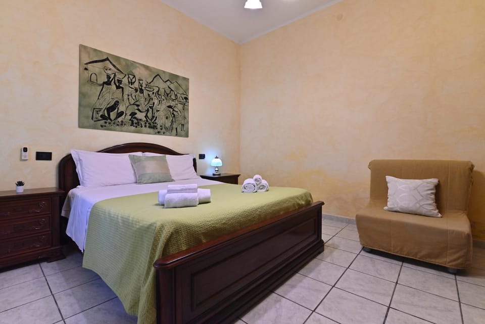 IzzHome Green Apartment in Pula