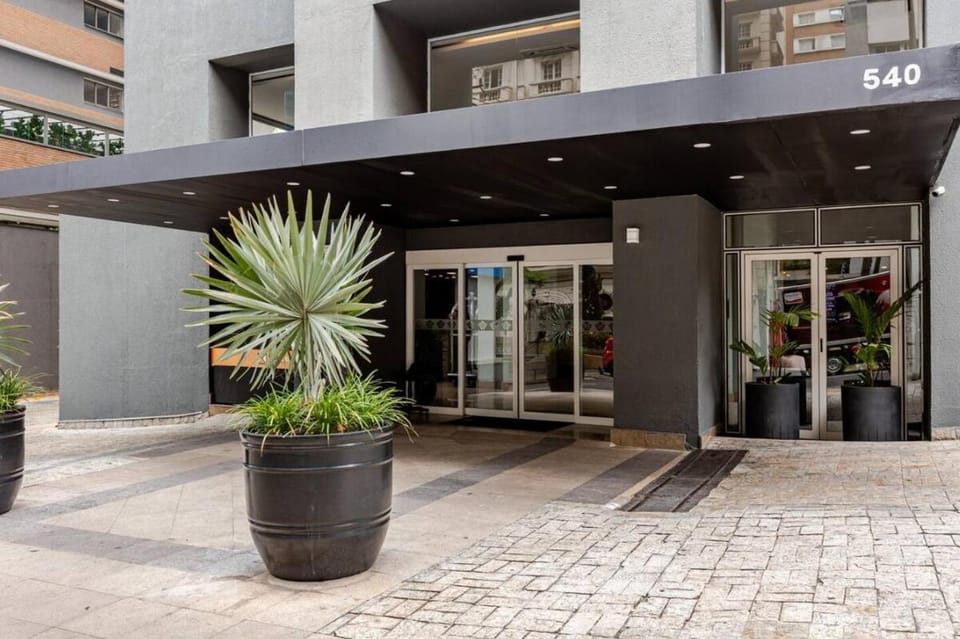 Property building, Facade/entrance