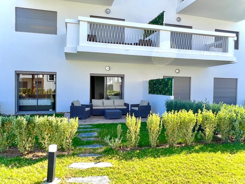 Patio, Spring, Day, Garden, View (from property/room), Balcony/Terrace, Garden view