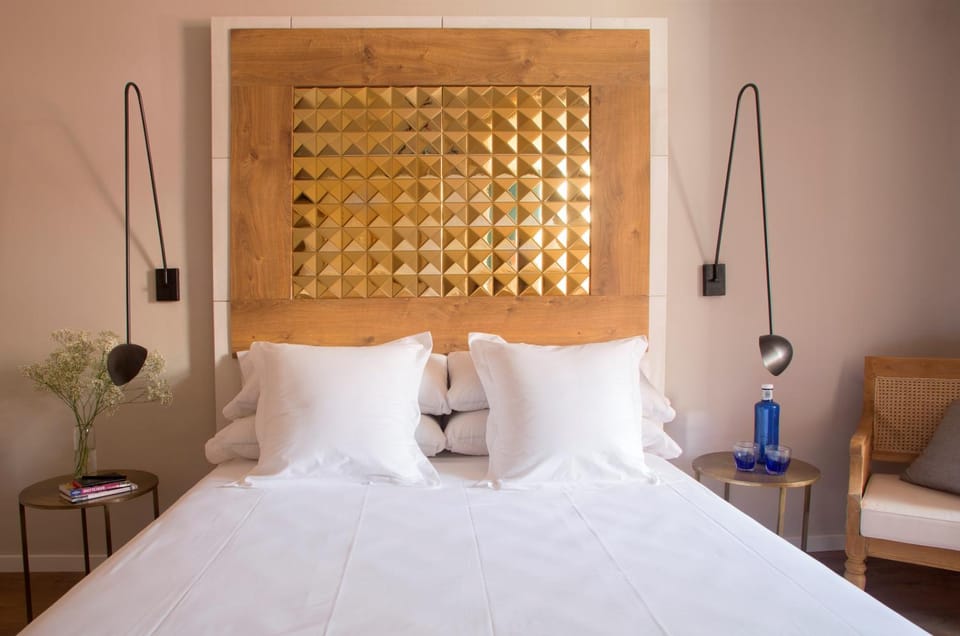 Bed, Bedroom, Internal: Not applicable to any particular room