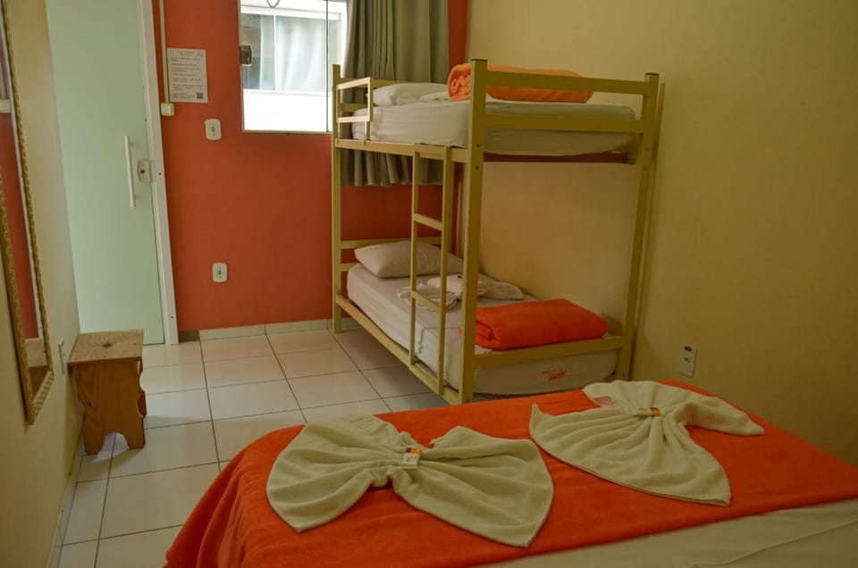 Bed, Bathroom, Photo of the whole room, Bedroom, Breakfast, bunk bed, internet, towels, air conditioner