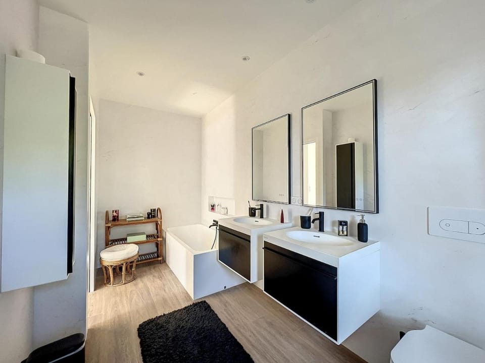 Beautiful luxury villa Villa in Antibes