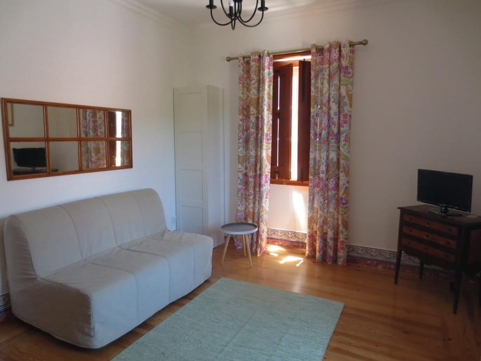 TV and multimedia, Coffee/tea facilities, Living room, wardrobe