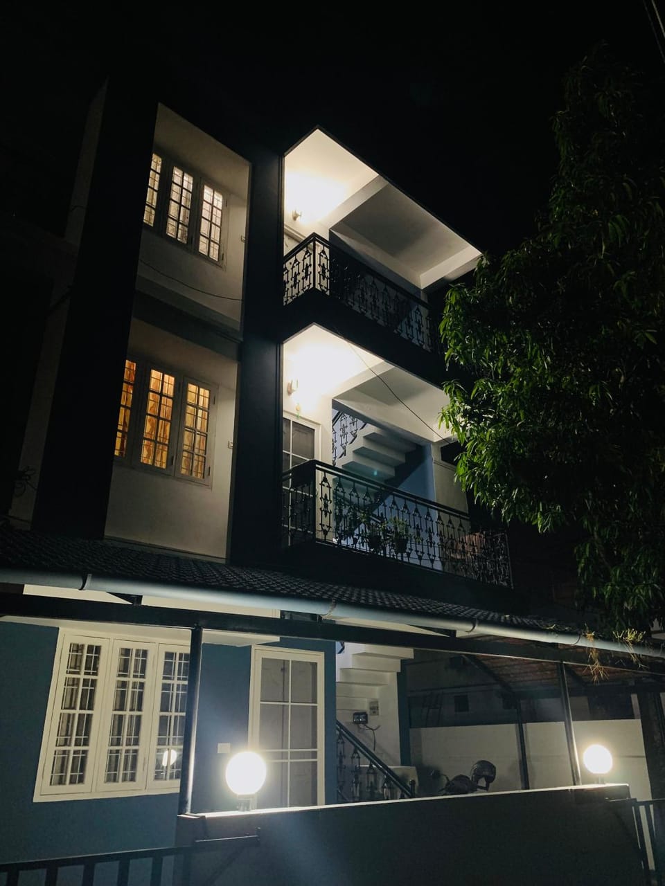 Emkays Mehreen Apartment in Kochi