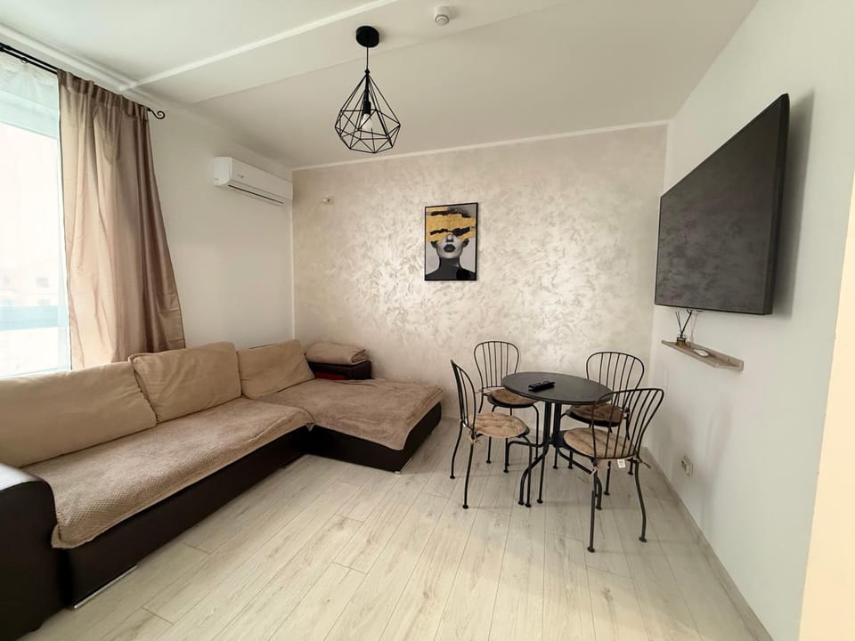 Cleo Residence 3 Ghiroda Apartment in Timiș County