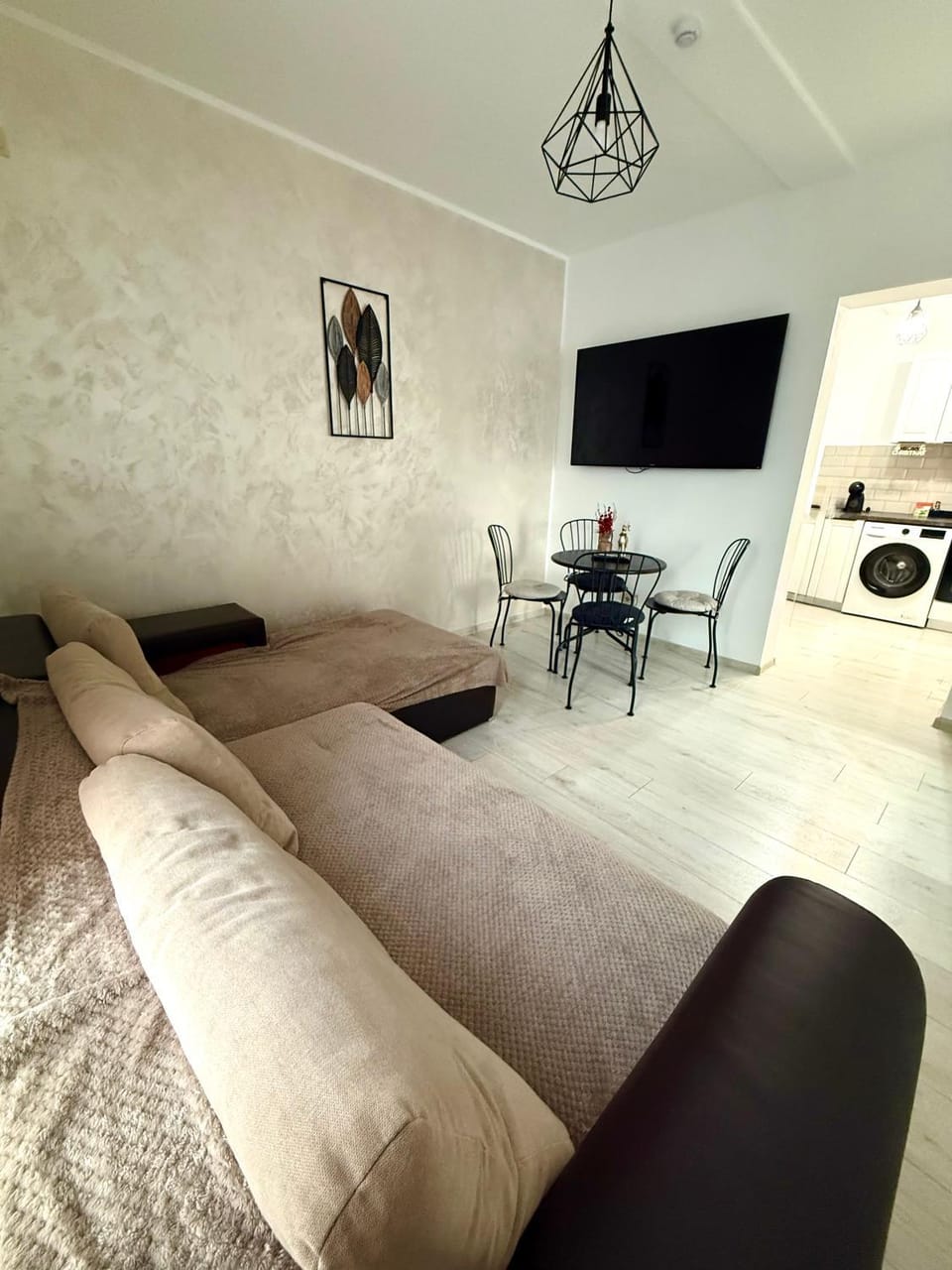 Cleo Residence 3 Ghiroda Apartment in Timiș County