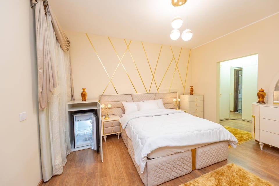Bed, Photo of the whole room, Bedroom, wardrobe