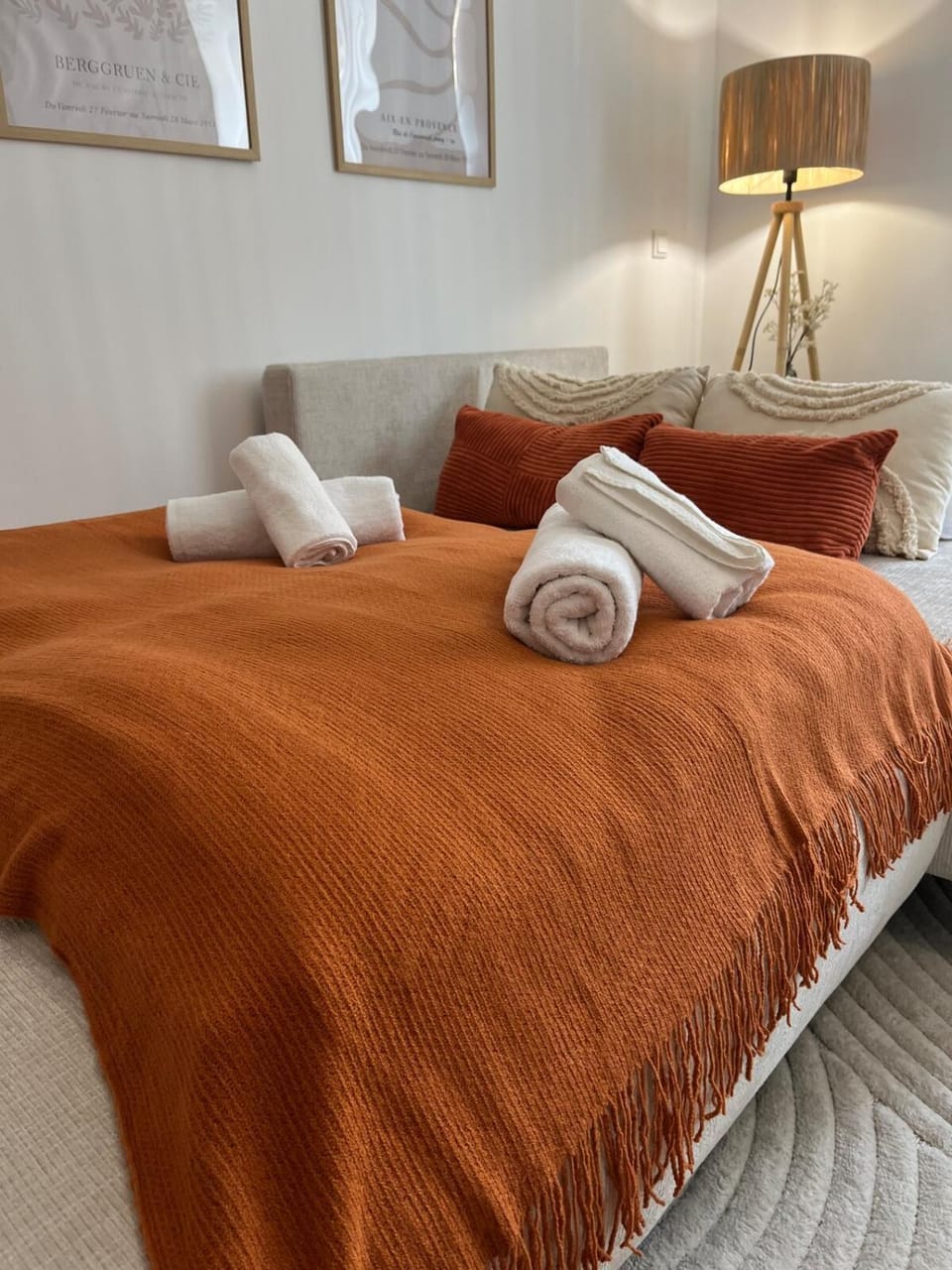 Gemütliches Apartment I Mitten in der Stadt Aschaffenburg I 5 Min HBF I Gegenüber City Galerie Apartment in Aschaffenburg