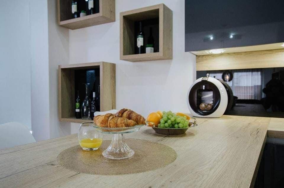 Apartman s hidromasažnom kadom Apartment in Okrug Gornji