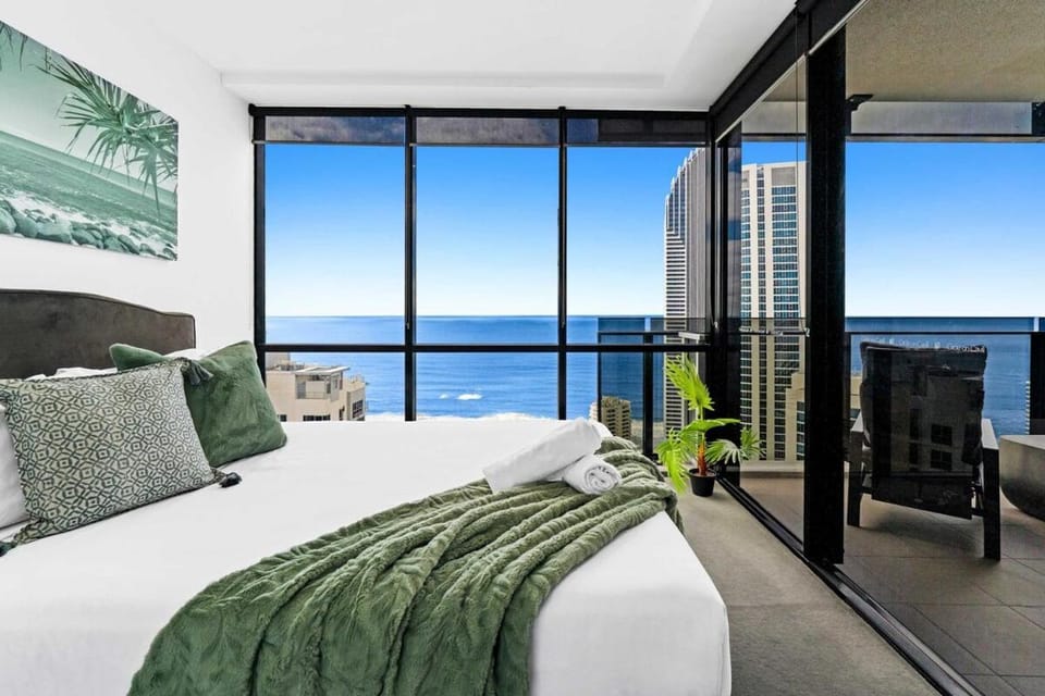 Bed, Bedroom, Sea view