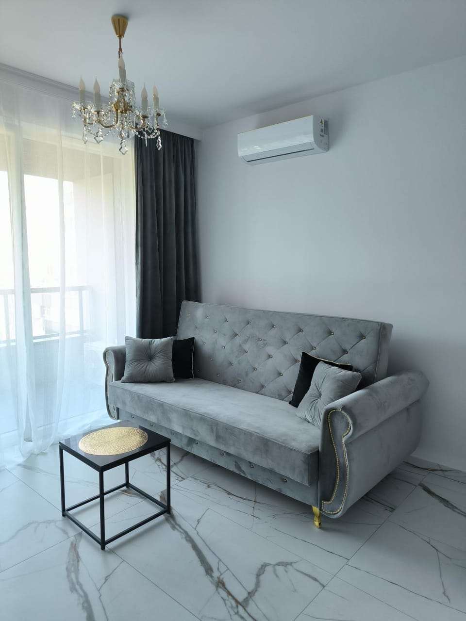 Living room, Seating area, air conditioner