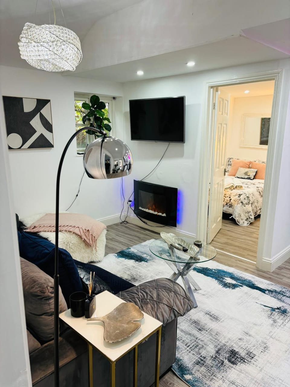 TV and multimedia, Living room, Seating area