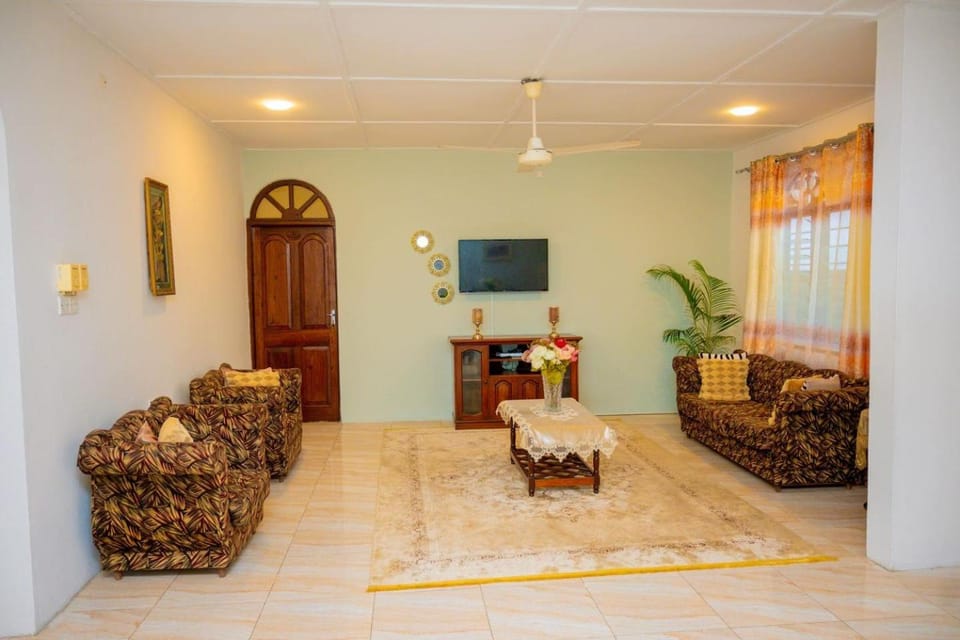 Malkiya House Bed and Breakfast in Tanzania