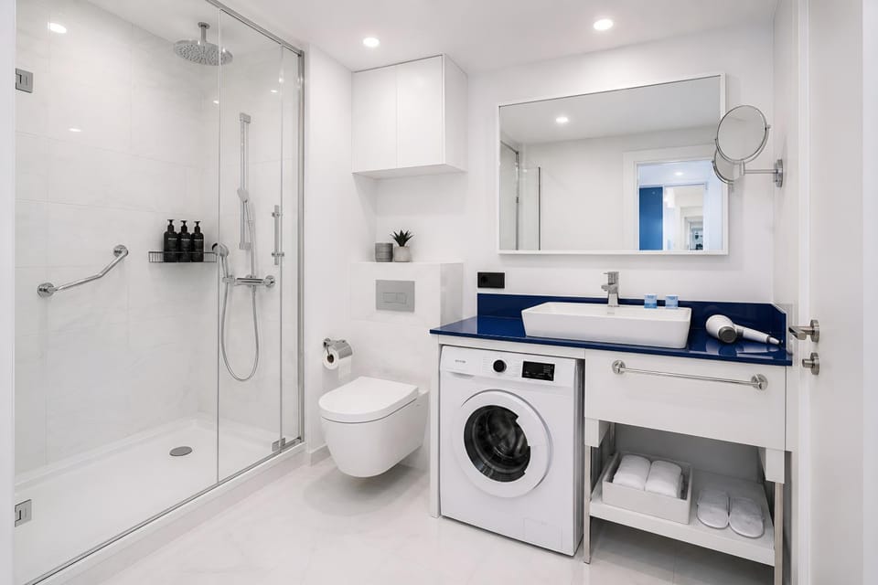 Shower, Bathroom, towels, washing machine, dryer