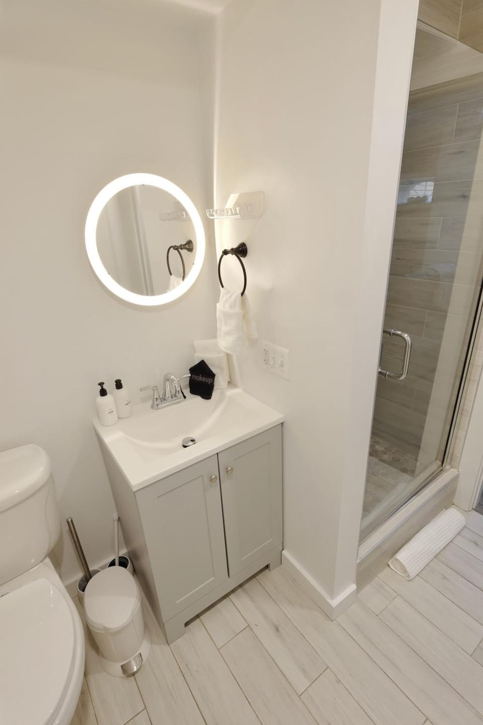 White Brick Retreat - Shaw Apartment in District of Columbia