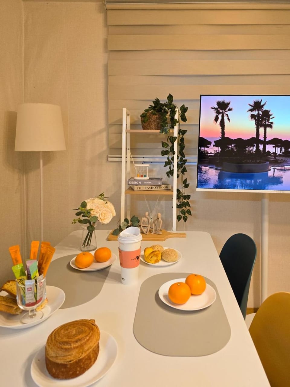 TV and multimedia, Dining area