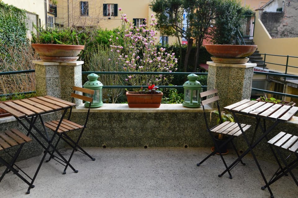 Garden, Decorative detail