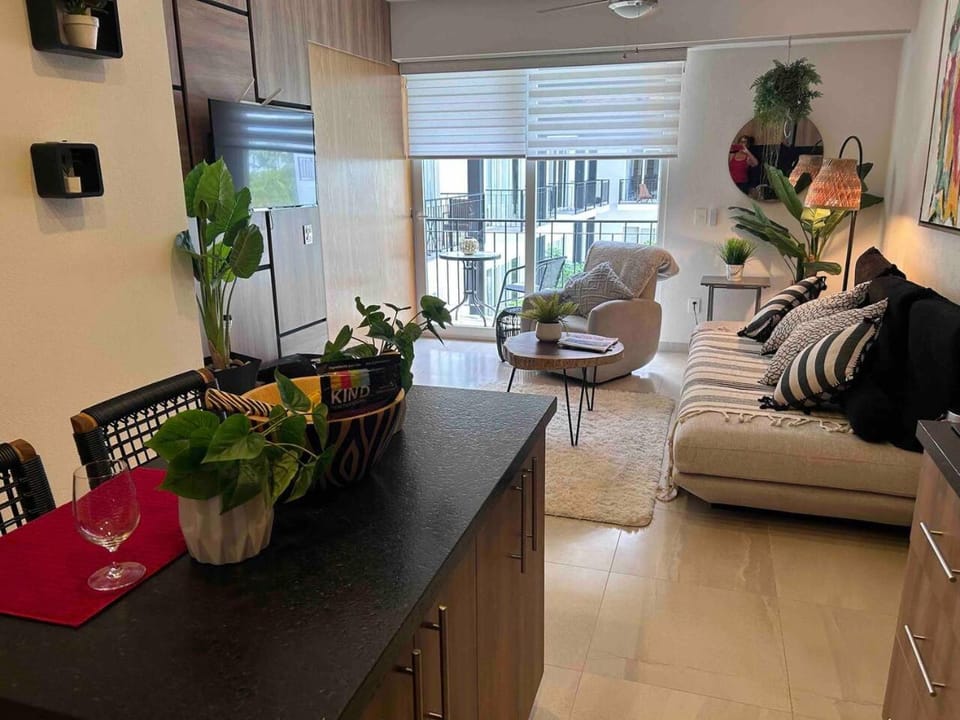 Living room, Photo of the whole room, Dining area