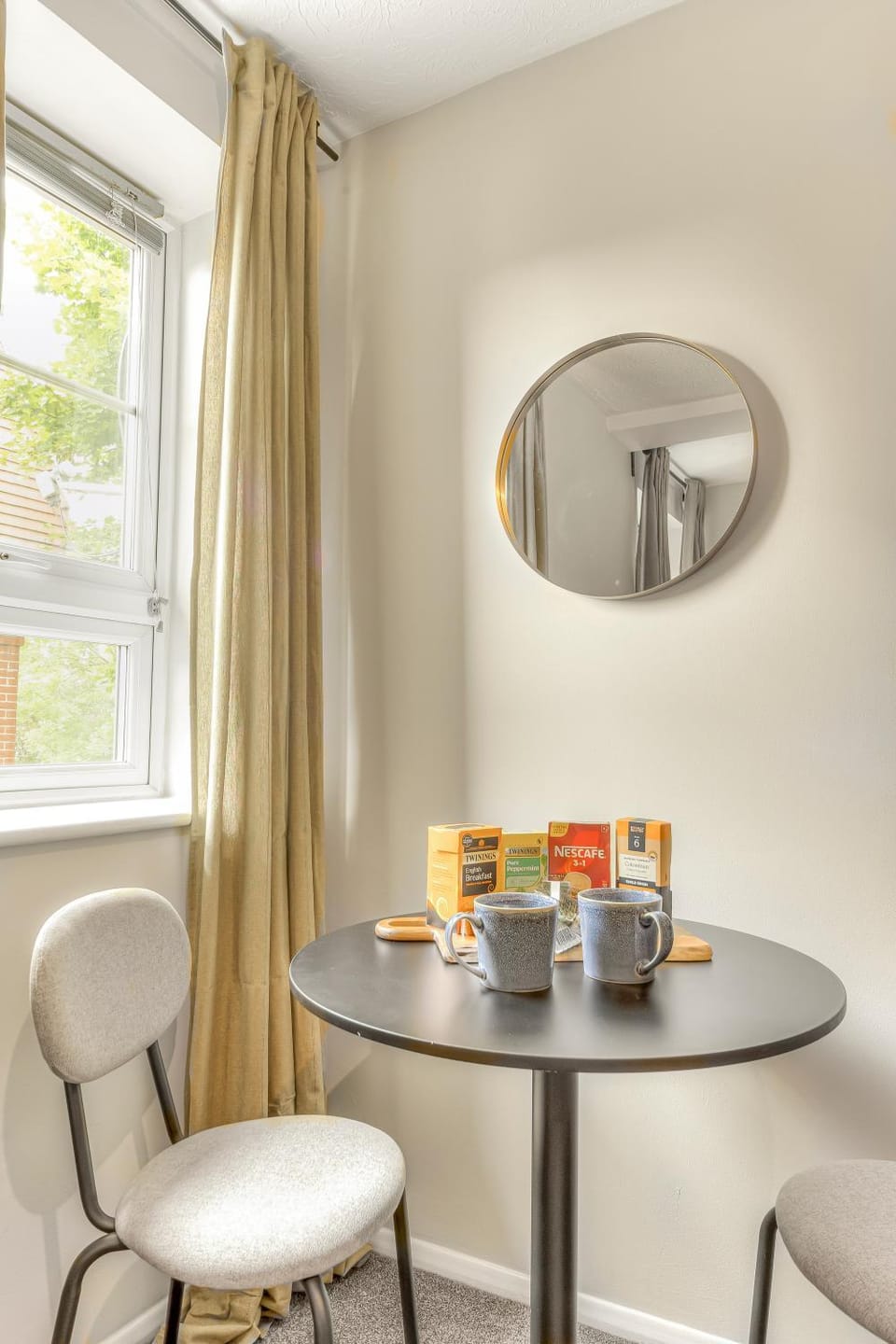 1 Bed Apartment London ABBA, Excel, & Olympic Stadium Apartment in London