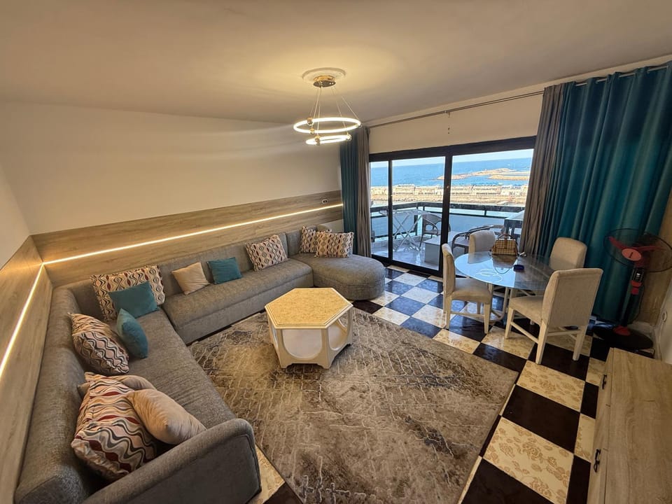 Gleem Sea View 10 Apartment in Alexandria