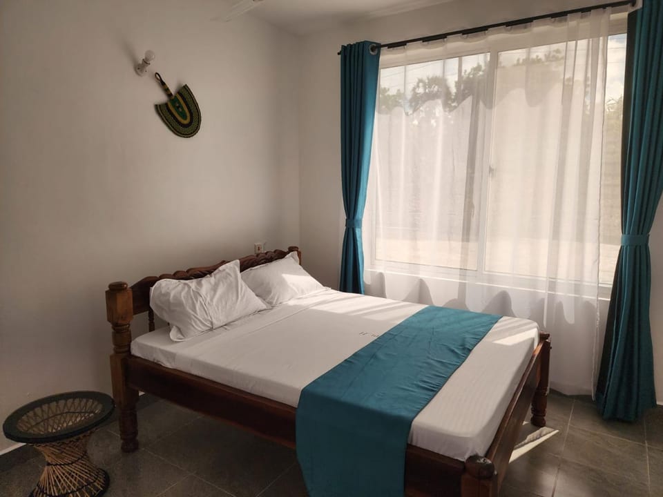 1 bedroom coastal getaway Casa Malindi with pool, 5 minutes to beach Apartment in Malindi