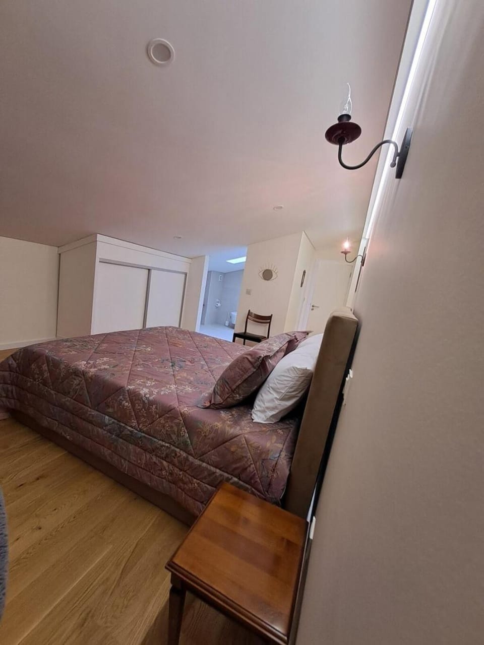 Bedroom, wardrobe