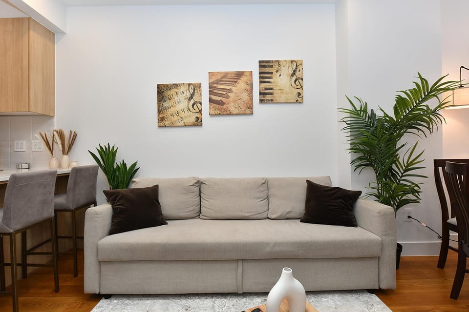 Boho Rustic Escape with Masssive Terrace in Midtown Apartment in Midtown