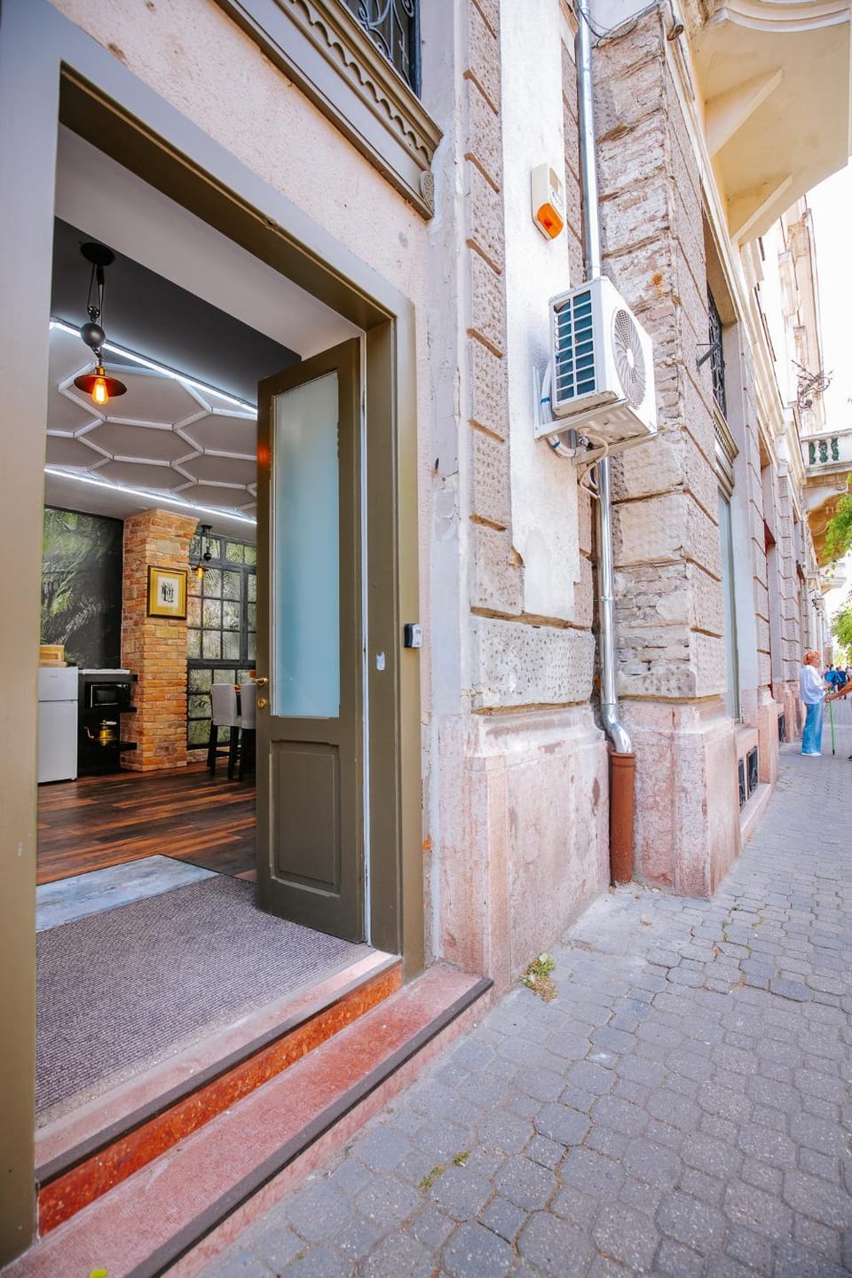 Property building, Facade/entrance