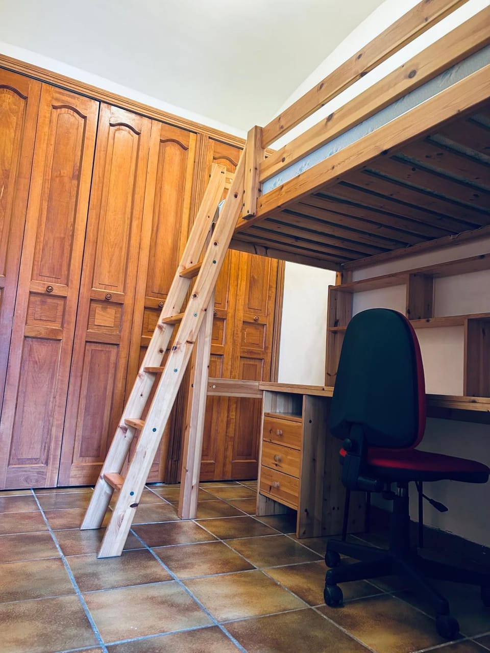 bunk bed