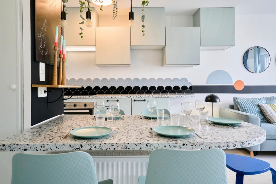 Dining area, kitchen