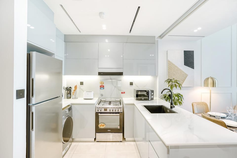 Kitchen or kitchenette, oven, stove