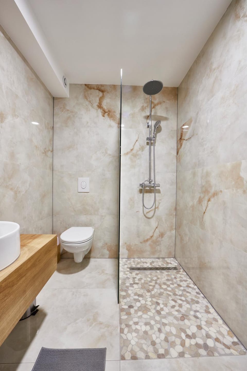 Shower, Toilet, Bathroom