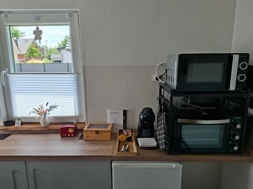 Kitchen or kitchenette, kitchen