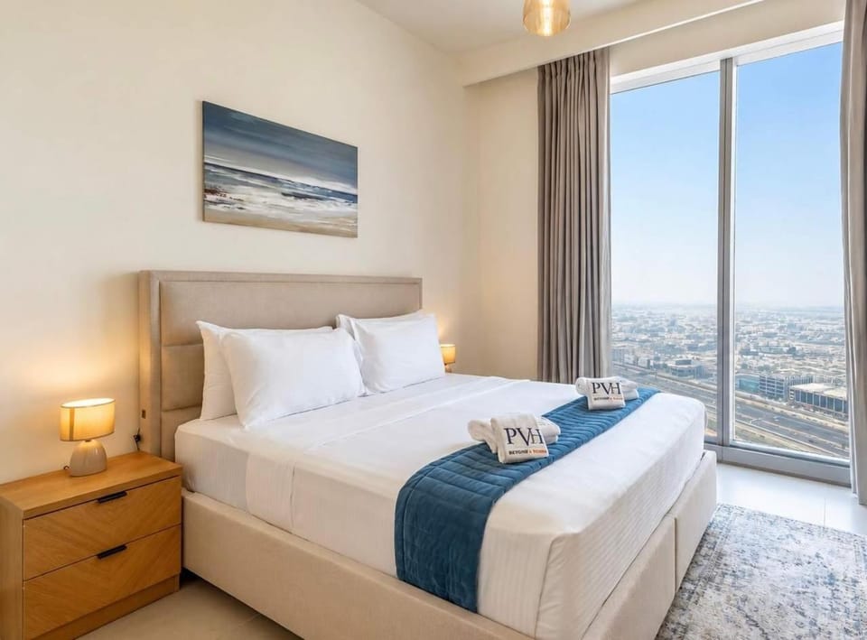 PVH - Forte Tower 1 - Opulent 2BR near Dubai Mall Apartment in Dubai