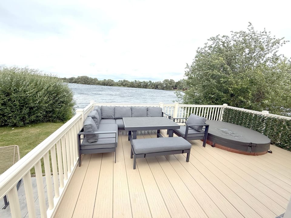 Hot Tub, Balcony/Terrace, Balcony/Terrace