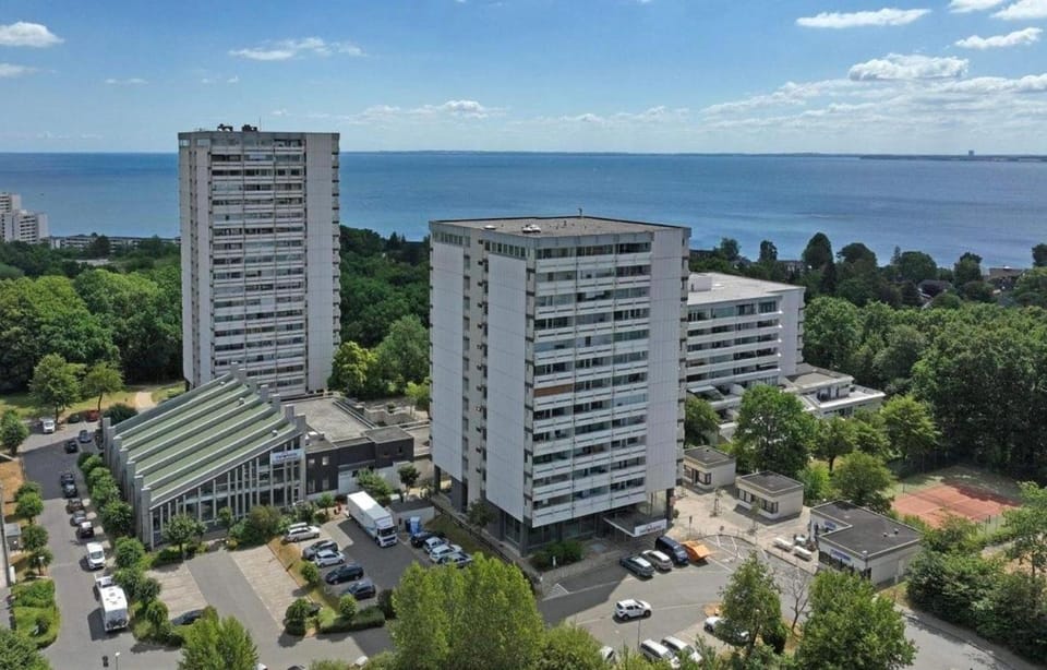 Property building, Bird's eye view