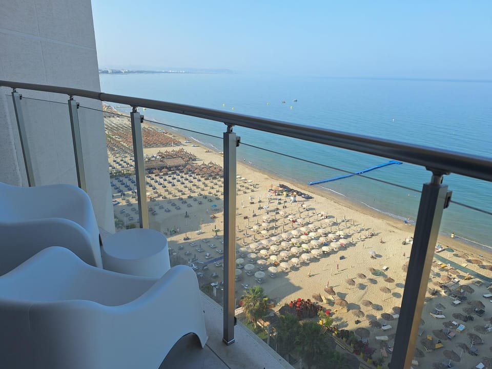 Day, View (from property/room), Balcony/Terrace, Beach, Sea view, Sunrise