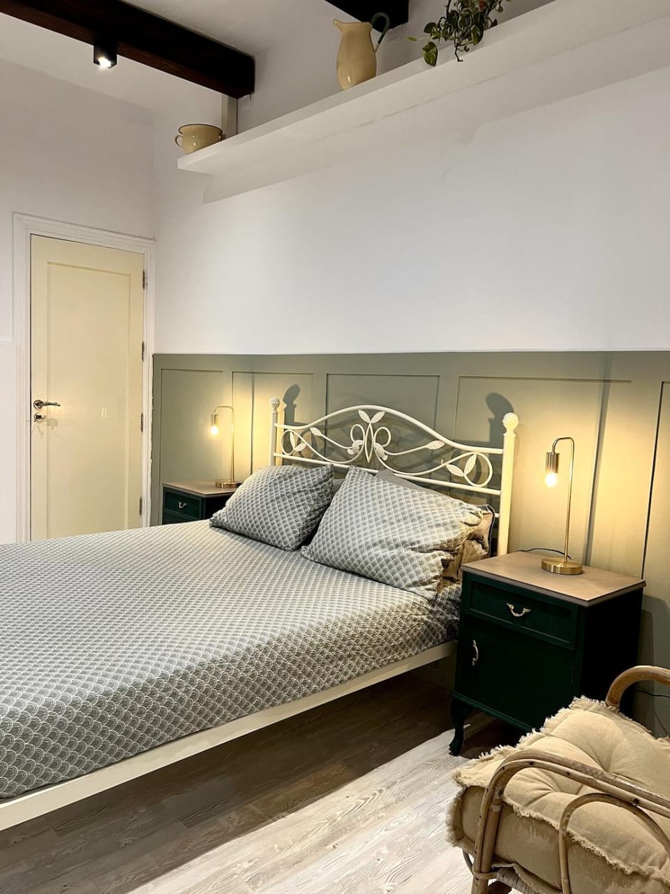 Bed, Bedroom