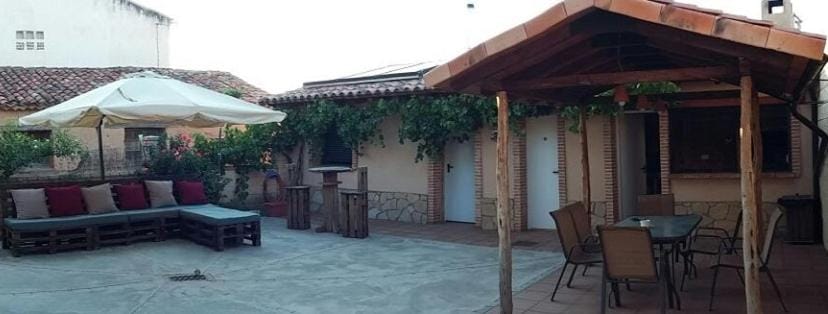 Patio, BBQ facilities