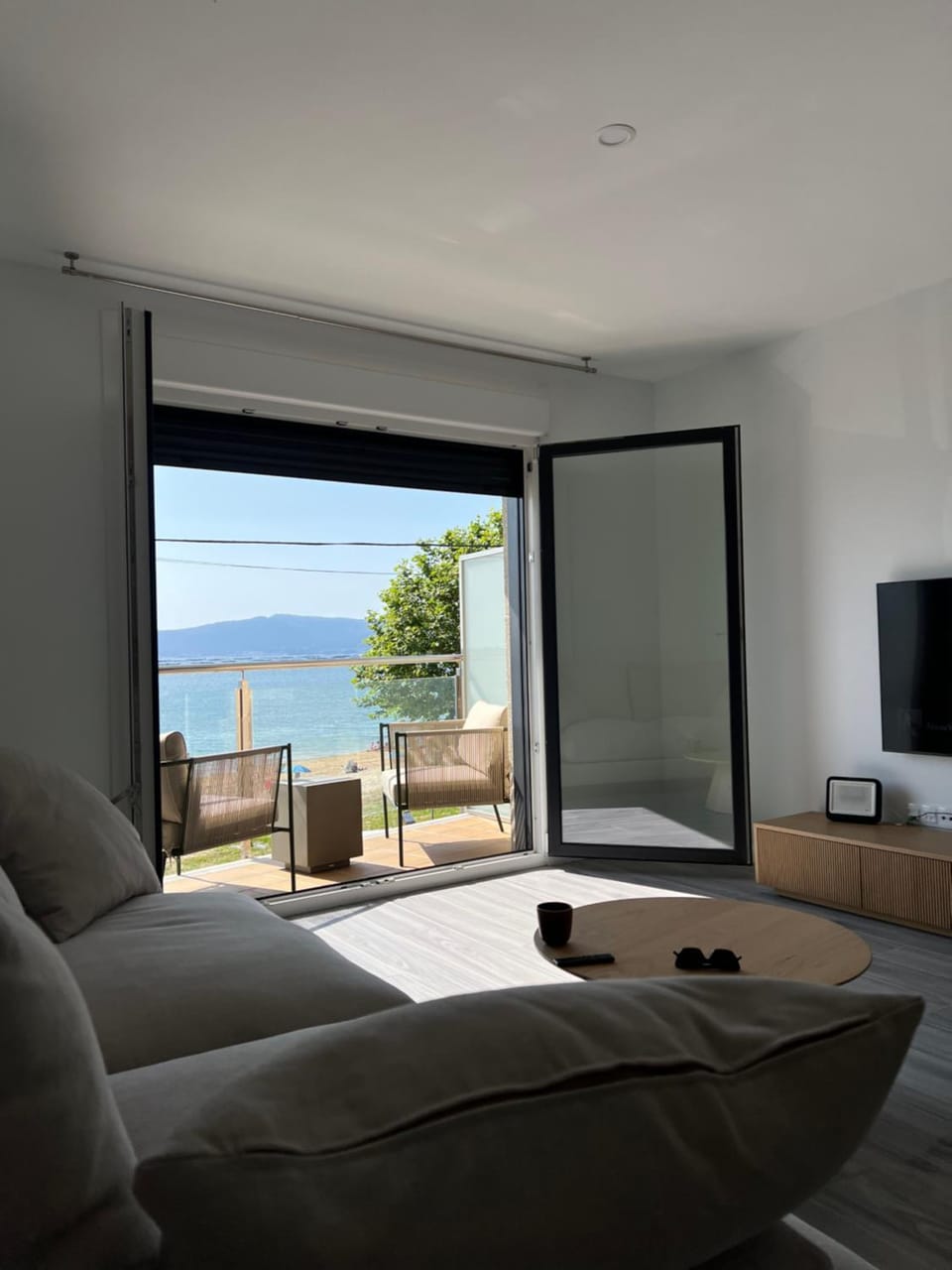 Living room, Sea view