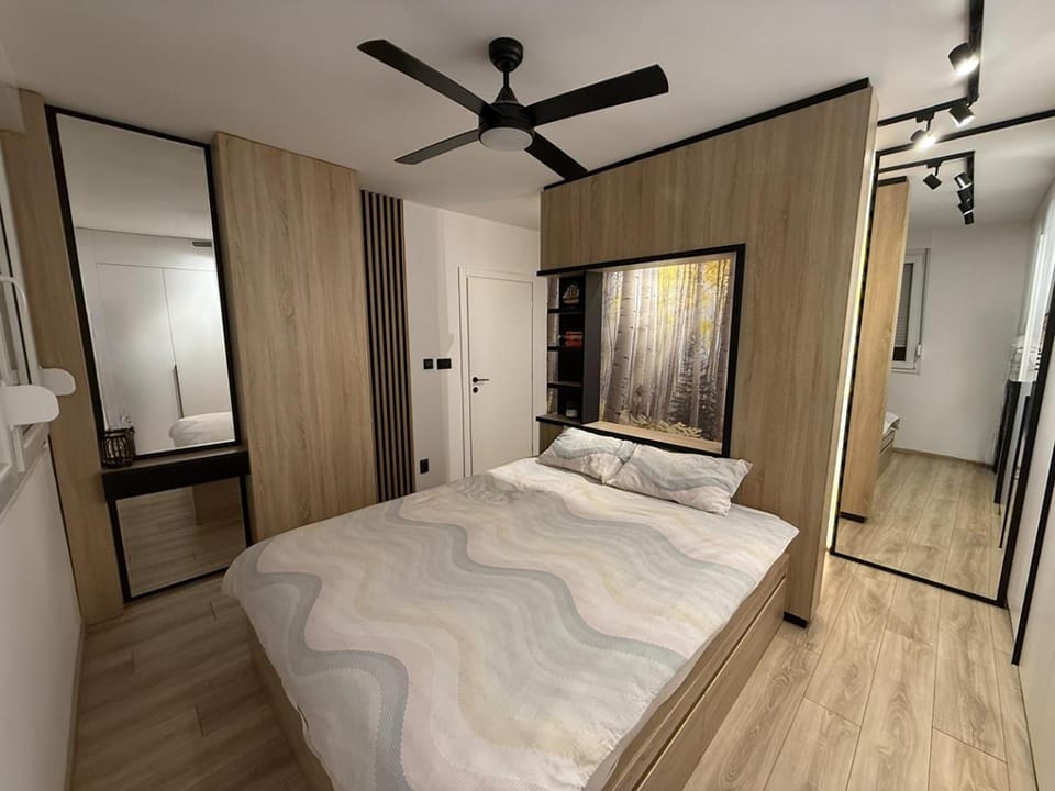 Bed, Bedroom