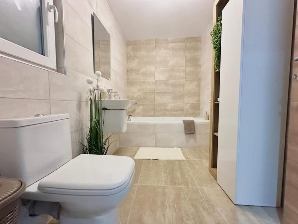 Private Pool Flat Near Valletta Apartment in Malta