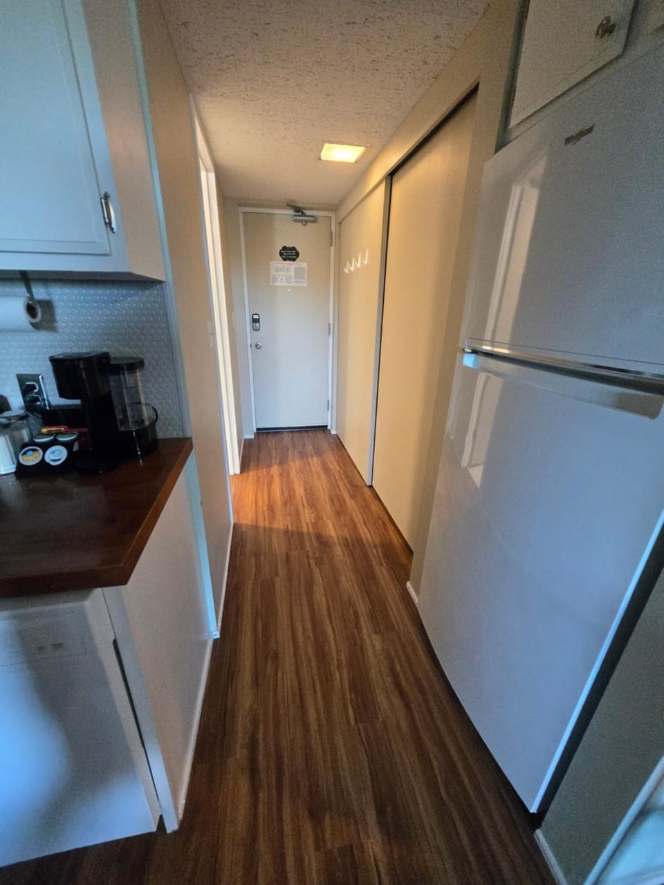 Cedar Lodge Condo with Private Balcony & Full Kitchen Apartment in Laconia