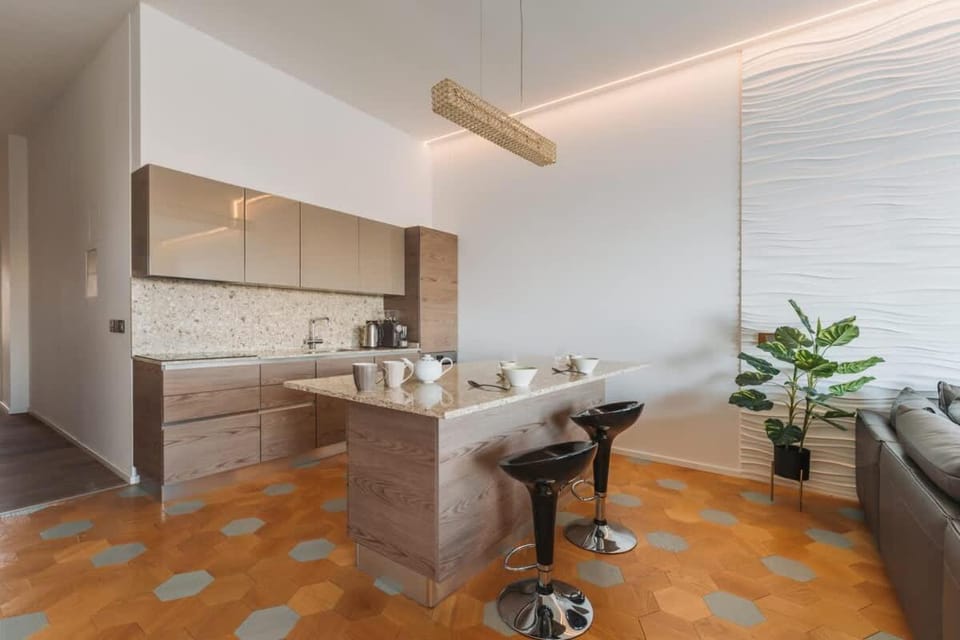Superior Designer Suite in Prime location Apartment in Saint Julians